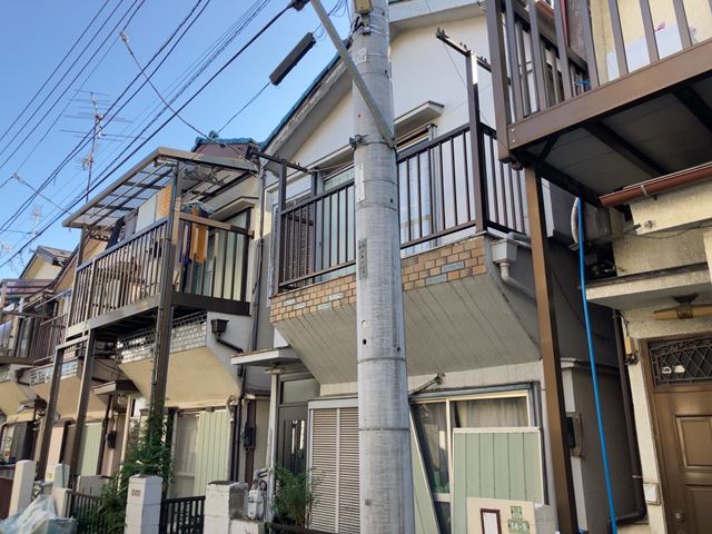 木造2階建て解体工事(東京都葛飾区立石)　工事前の様子です。